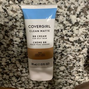 Cover girl Matte 550 Medium/deep